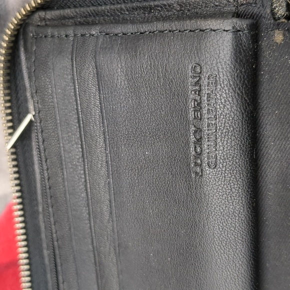 Lucky brand black leather wallet - Picture 8 of 12